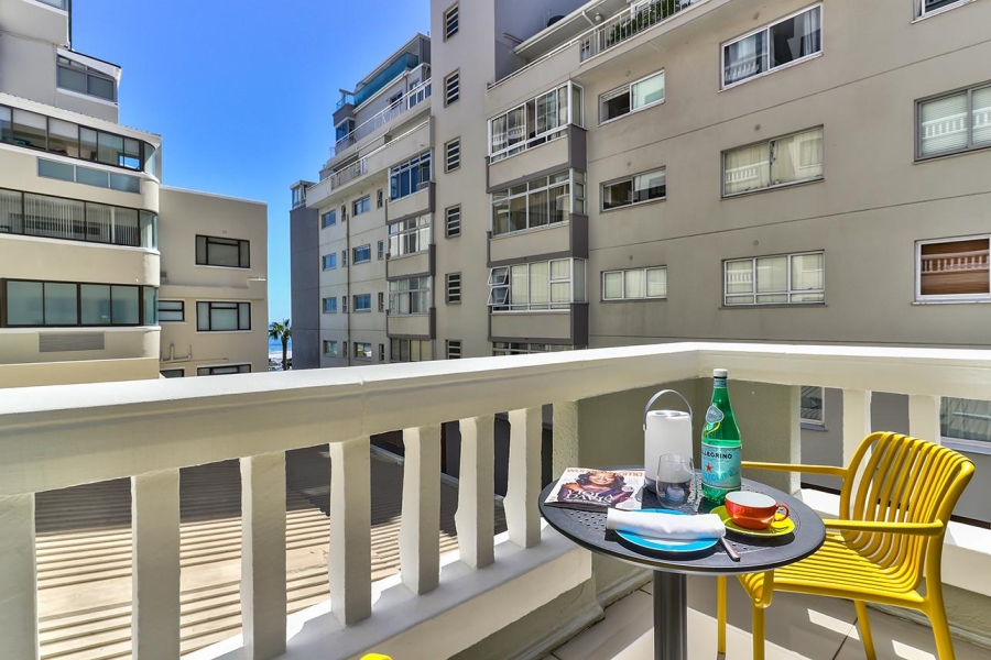 1 Bedroom Property for Sale in Sea Point Western Cape